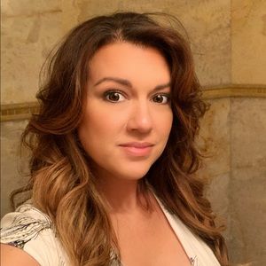 Meet your Posher, Tina